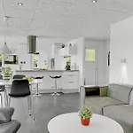 Holiday home Three-bedroom In