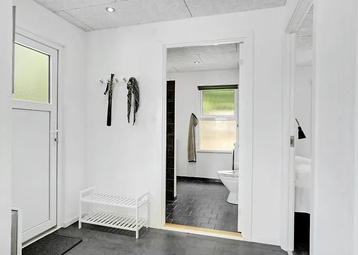 Three-bedroom In Prázdninový dům Bogense