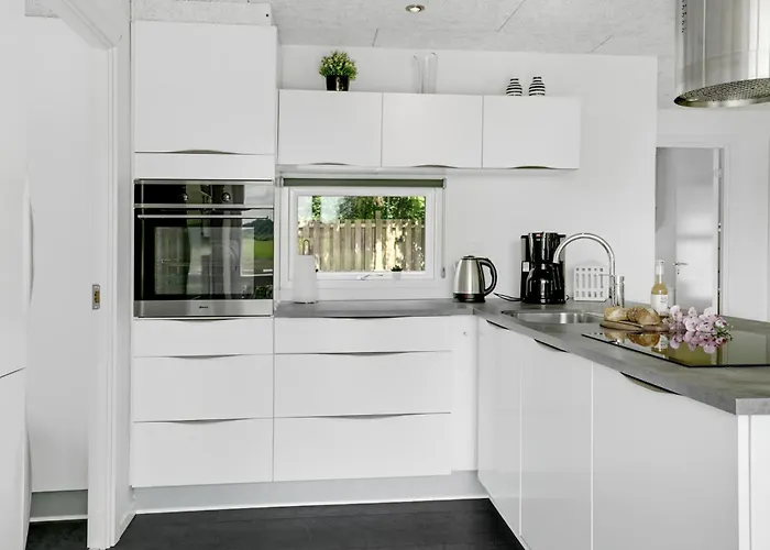 Prázdninový dům Three-bedroom In